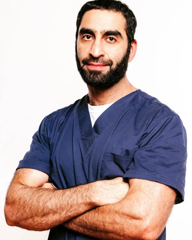 Zeeshan Tayeb, MD