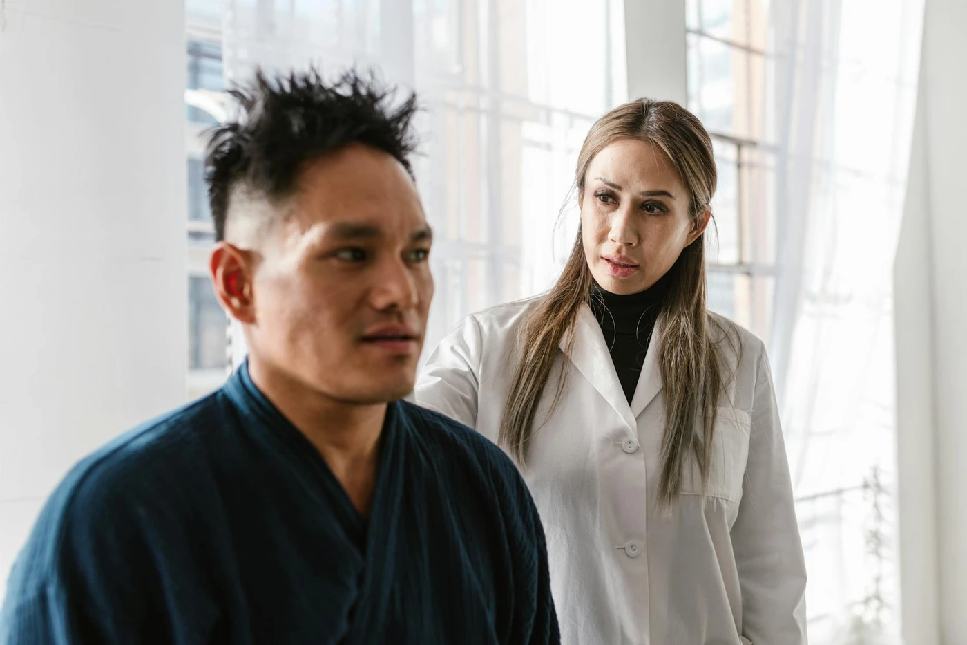 Bioidentical Hormone Therapy: How It Differs from Synthetic HRT